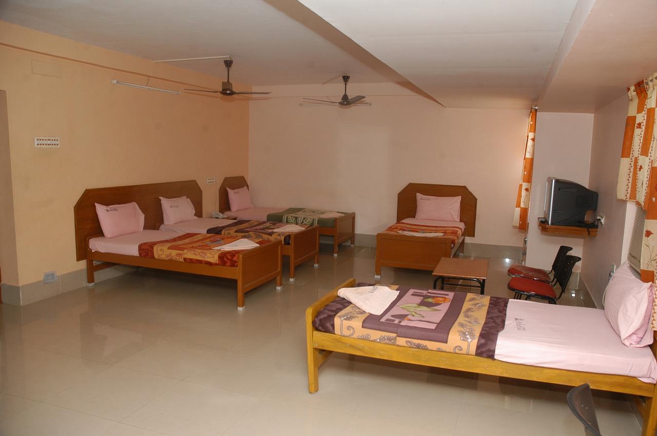 Hotel Athityaa Kumbakonam Exteriér fotografie